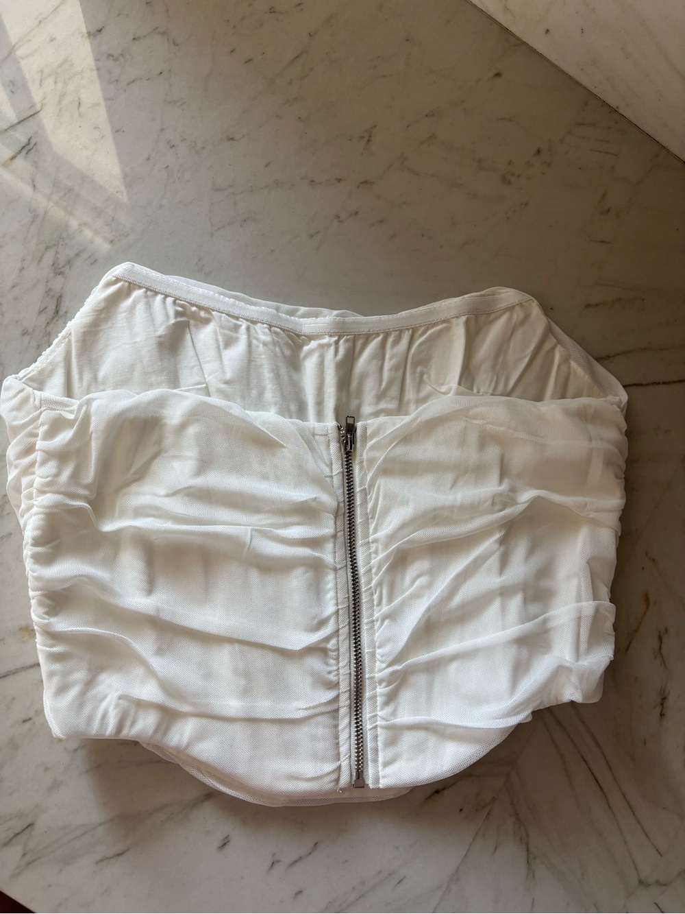 Strapless White Ruched Women's Corset Cropped Top Size L NWT - Picture 3 of 4